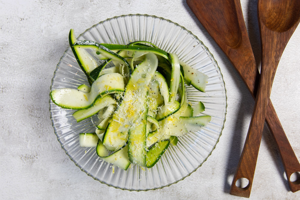 Ribboned courgette salad